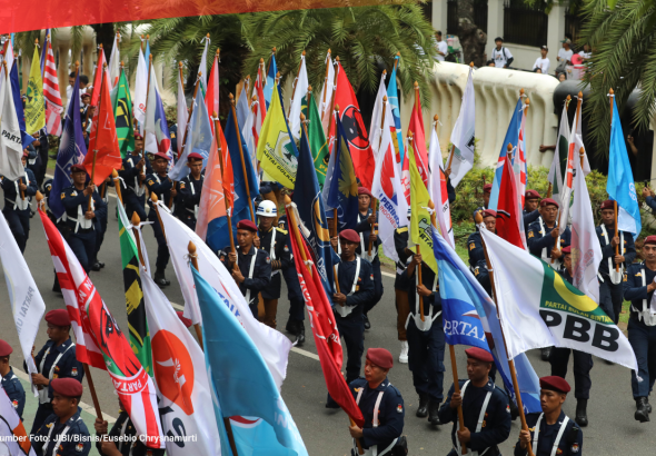 1707992785418-52-Partai-Parpol-Politik-Bendera